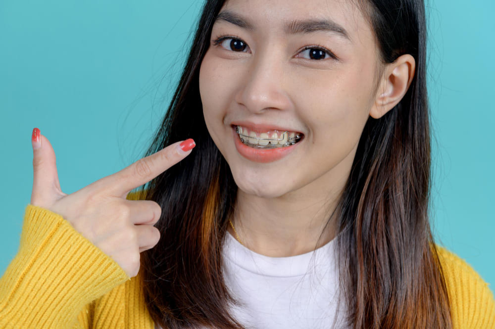 คลินิกจัดฟันสมุทรสาคร