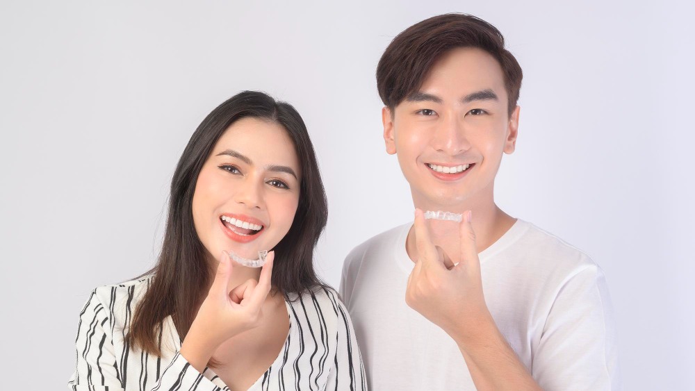 จัดฟันใส invisalign ดาราและอินฟลูนิยมจัดฟันใส