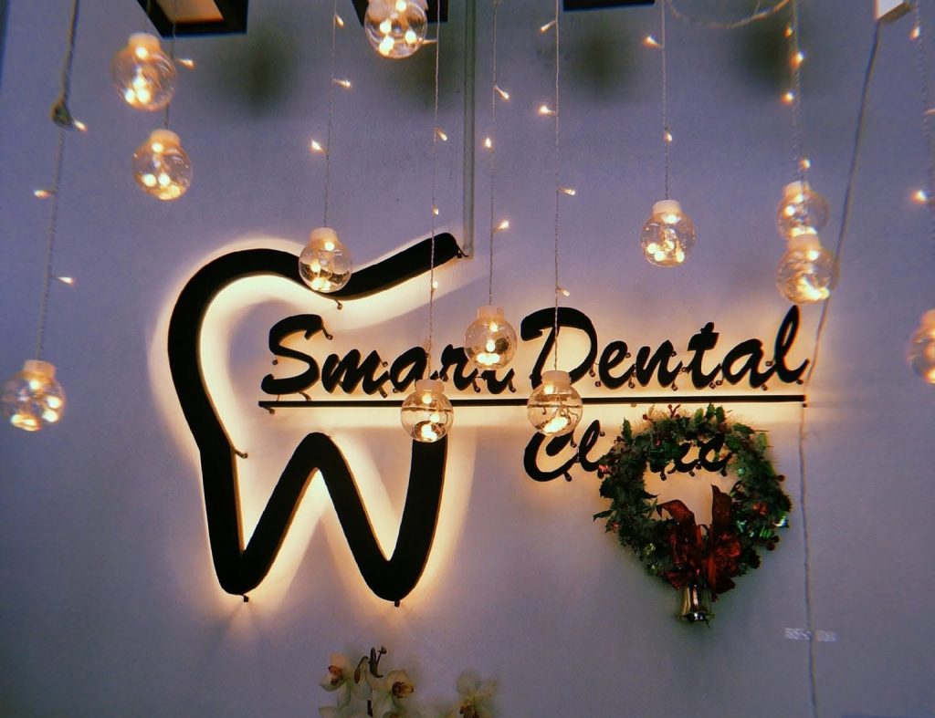 Smart Dental Clinic หมอเฉลิมพล